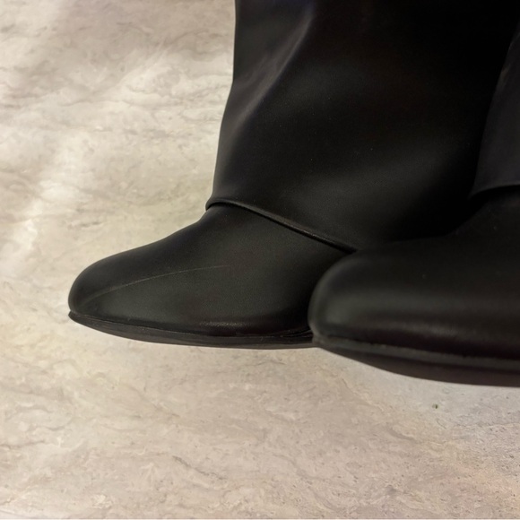 Black Women's Boots - Picture 5 of 7